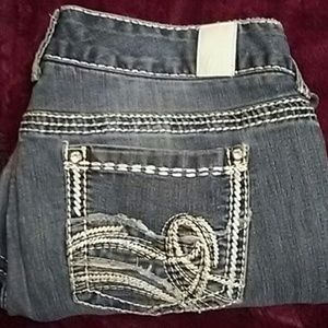 Maurice's jean capris